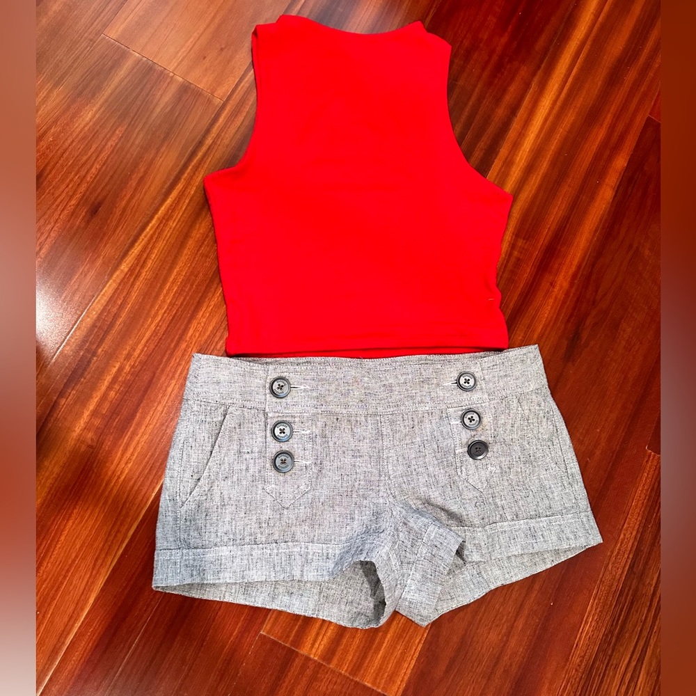 NWOT Super Cute Gray “Short Shorts”
